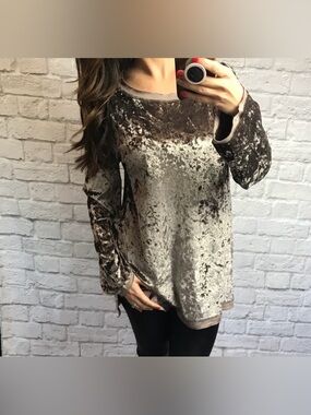 🆕 Crushed Velvet Long Sleeve Oversized Top / Mocha 🤎 / Small / NWOT!!